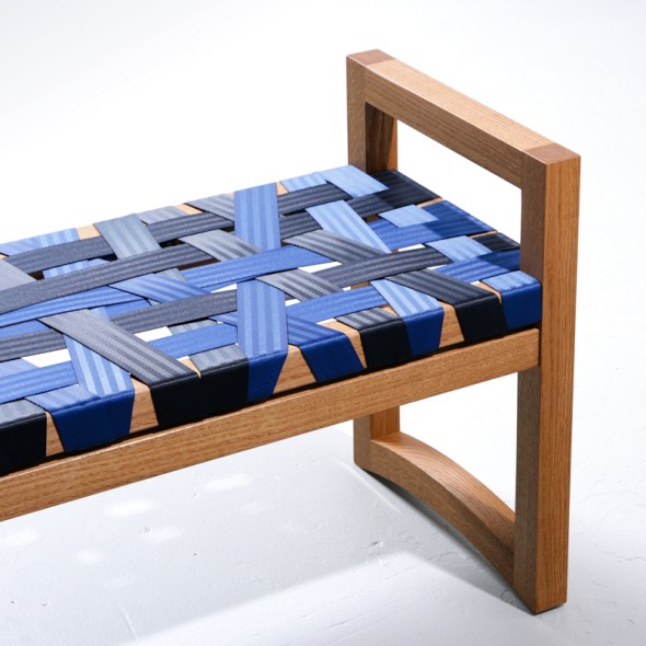 01solar-strap-bench-detail