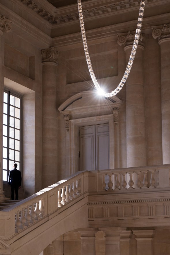 f1334_erb_2013_versailles_gabriel_chandelier_05_hdf